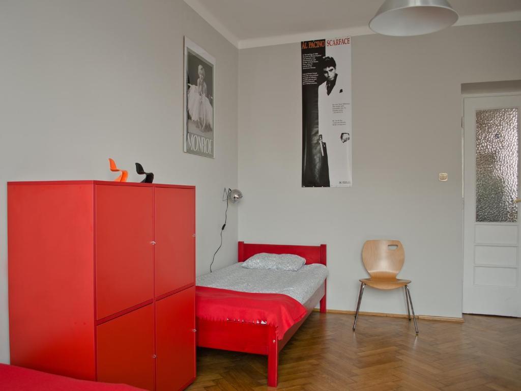 Tramp Aparthostel Krakow Bagian luar foto