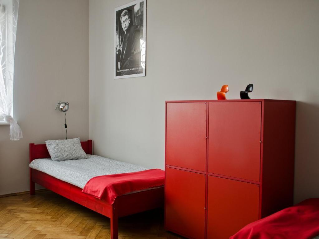 Tramp Aparthostel Krakow Bagian luar foto