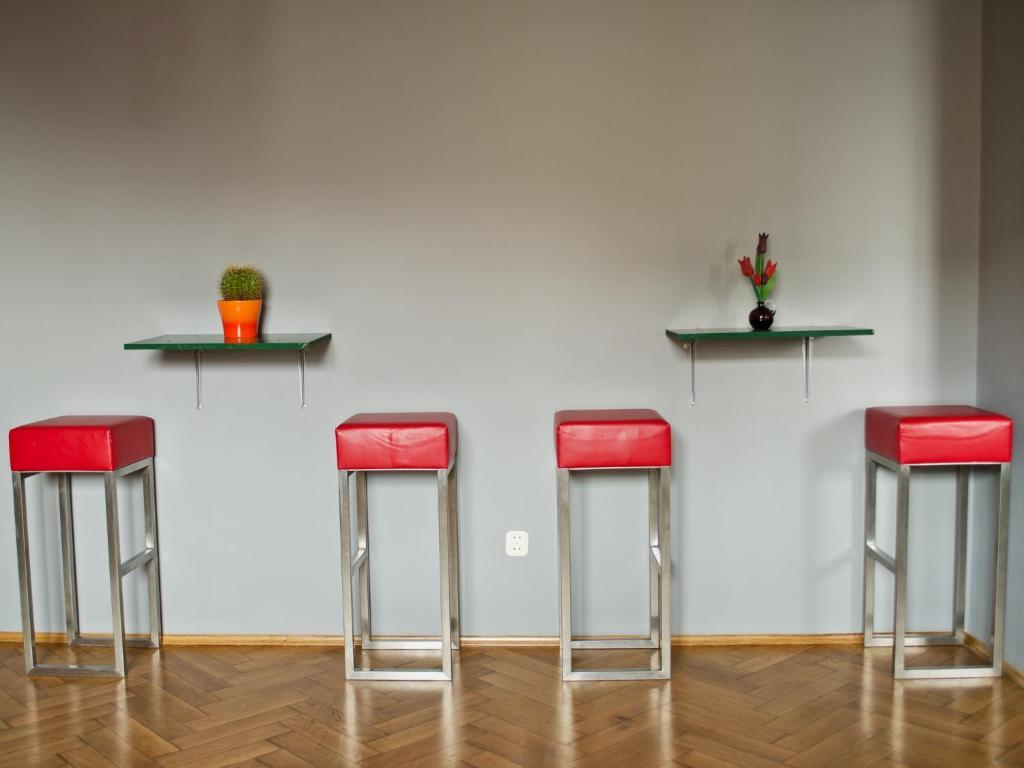 Tramp Aparthostel Krakow Bagian luar foto